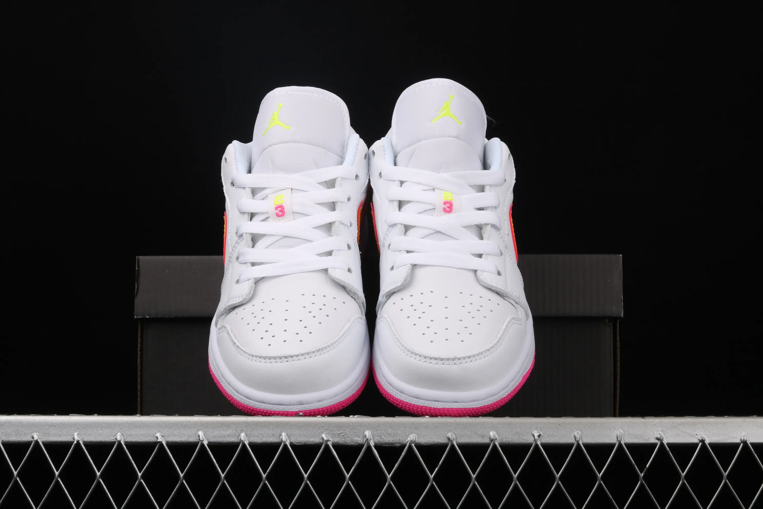 All categories Air Jordan Jordan series basketball shoes Air Jordan 1 Low Air Jordan 1 Low AJ1 Joe 1 low-top cultural and leisure sports sneakers CV4610-100